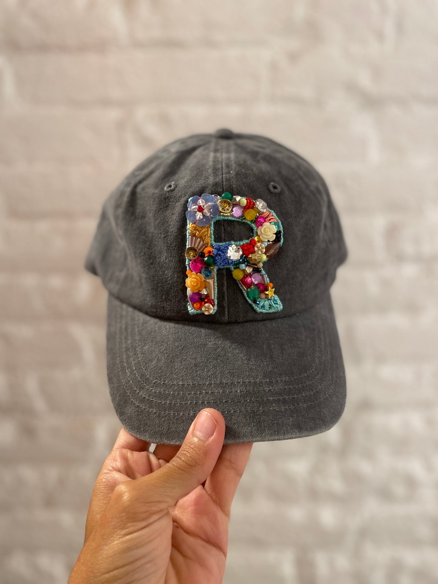 Gorras con iniciales personalizadas