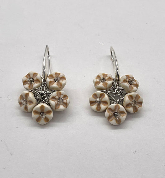 Pendientes blanca